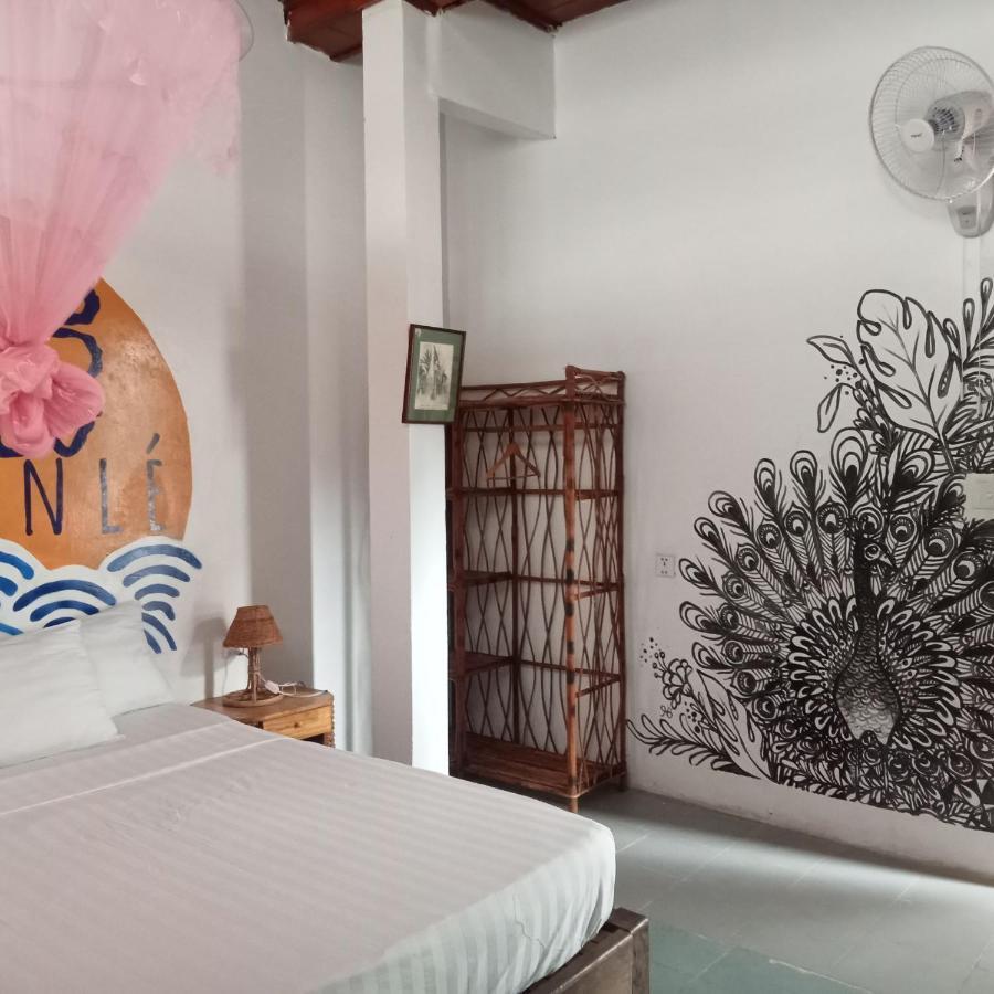 Nomad Guesthouse Kratie Exterior photo
