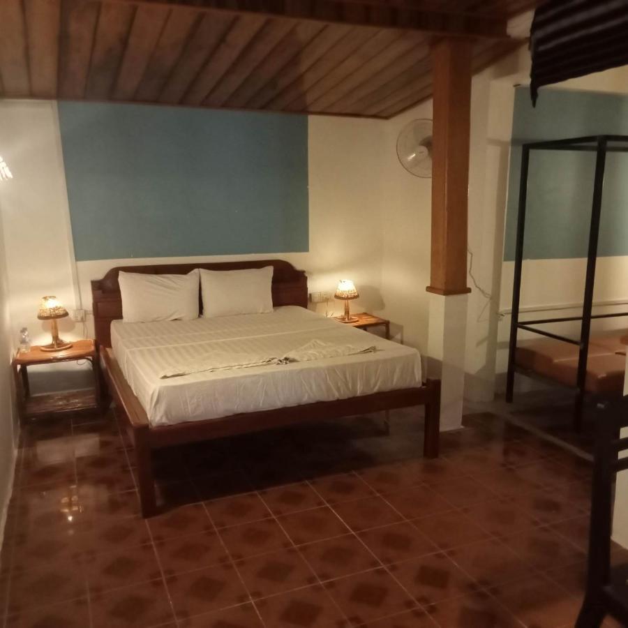 Nomad Guesthouse Kratie Exterior photo